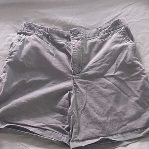 Old Navy Gray Chino Shorts Size Large